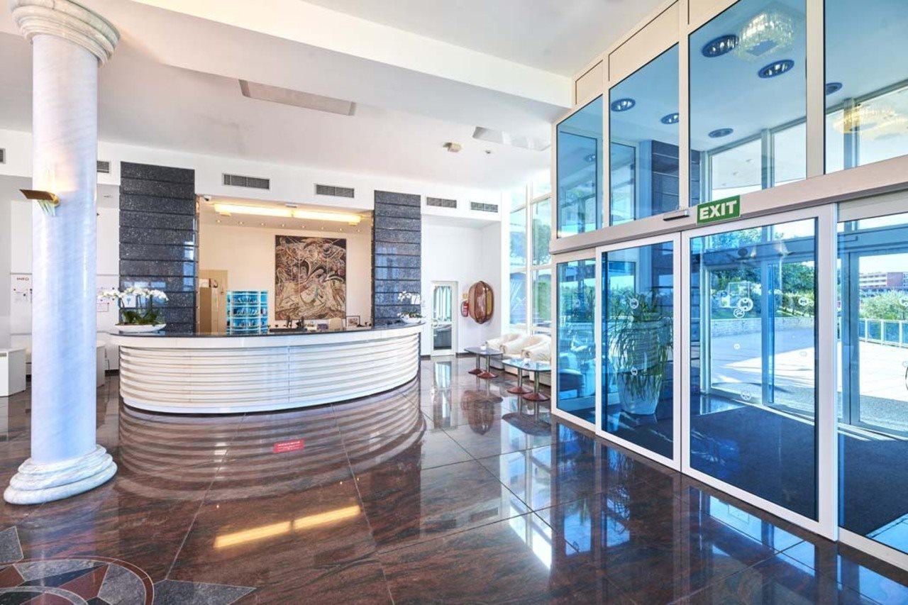 Hotel Gran Vista Plava Laguna Poreč Exteriör bild